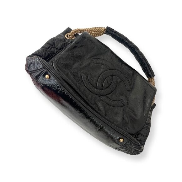 Chanel Rodeo Vinyl Flap Bag in black - Picture 1 of 11
